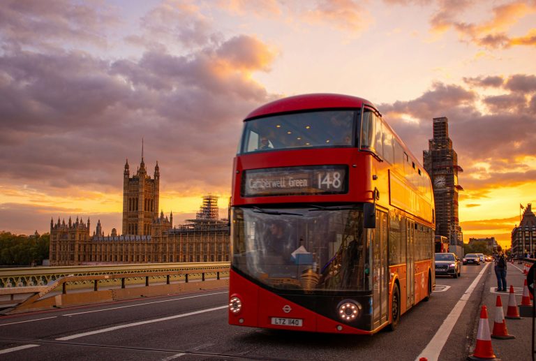 7 Best Hop on Hop Off Bus London