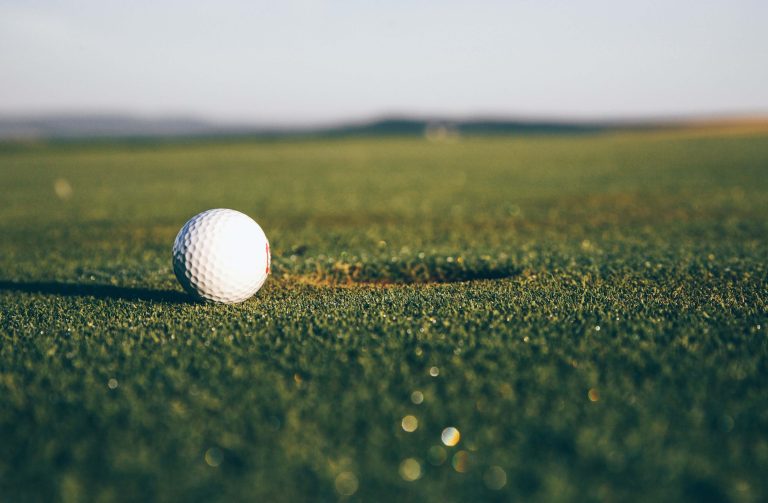 7 Best Golf Courses Near London
