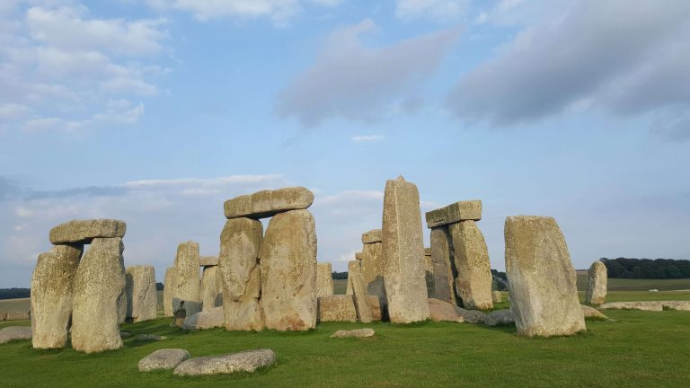 7 Best Stonehenge Tours from London